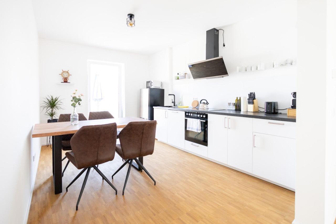 Ko-Living - Captain'S Suite - Altstadt - Mit Kueche, Smart Tv & Balkon - 6P Halle  Εξωτερικό φωτογραφία